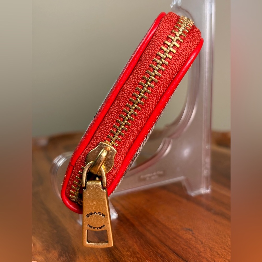 Coach Signature Jacquard Red Leather Slim Accordion Wallet C5731B Like New - Picture 10 of 13